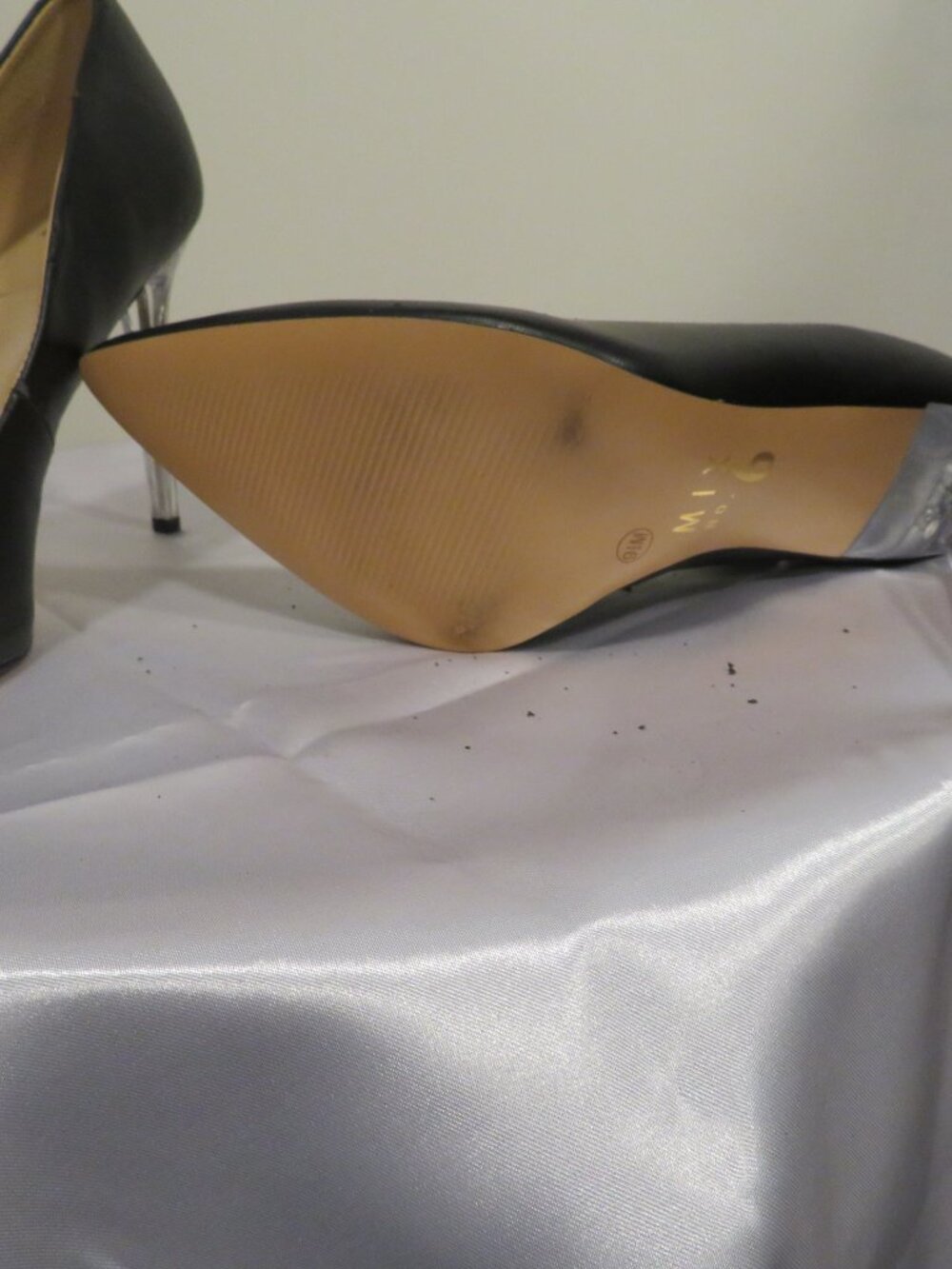 High Heels - Picture 3 of 4